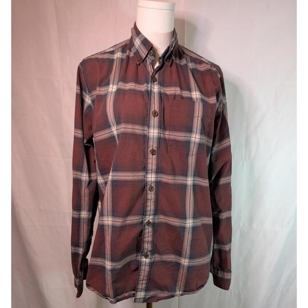 American Eagle Seriously Soft Classic Fit Red Plaid Button-Up Shirt Men's Small